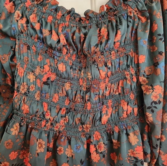 NWT Kori peasant milkmaid boho smocked blouse size large teal floral print - Picture 6 of 12